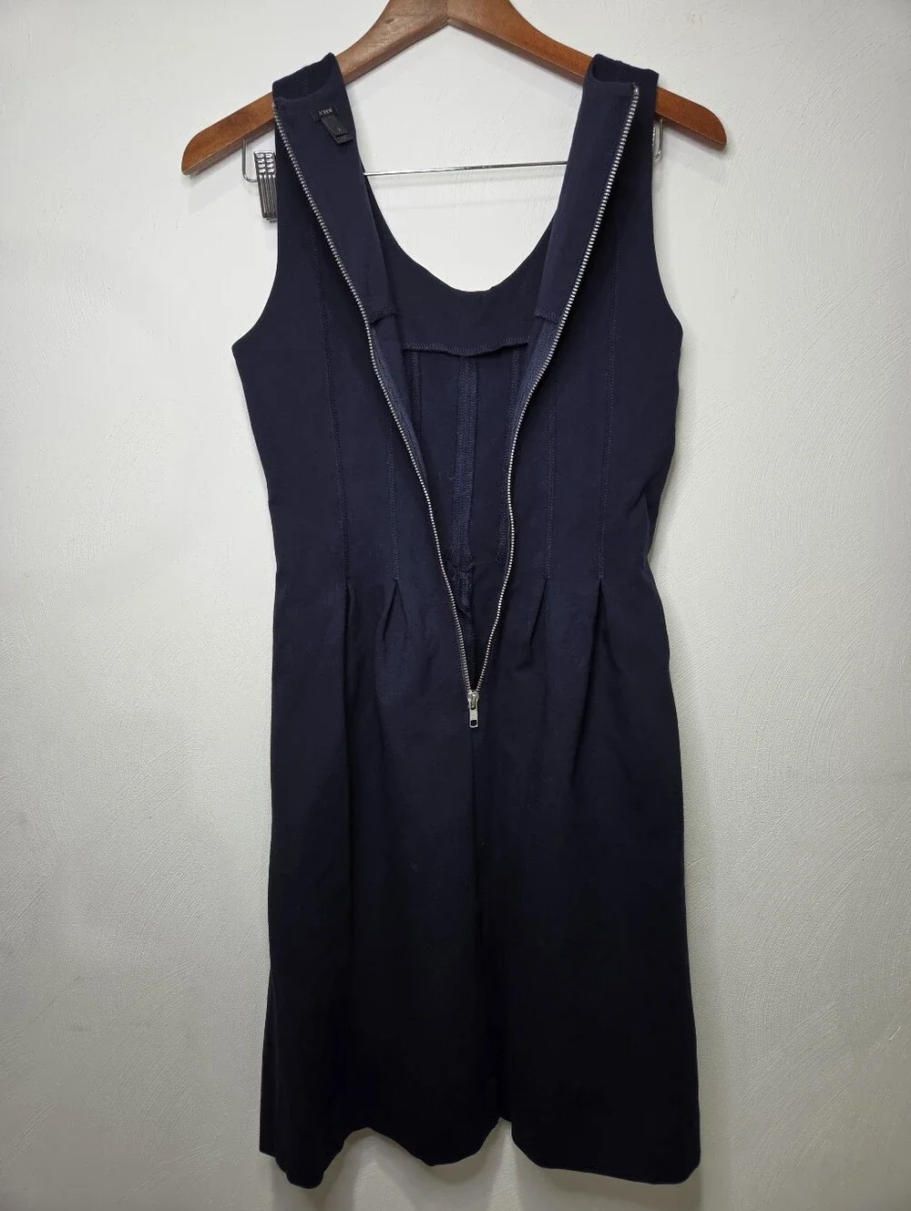 J Crew Navy Blue Scoop Neck Pleated Fit And Flare Dress Size 2